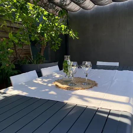 Villa Avec Piscine Et Jardin Prives, Cosy Avec Clim *